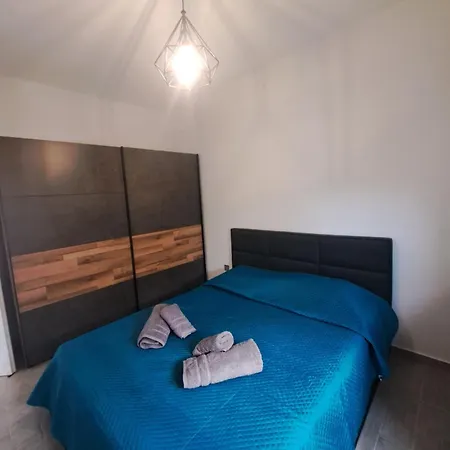 Cavo Levante Apartman Sineti