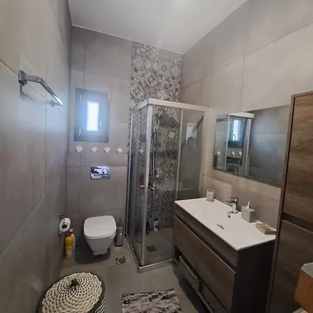 Cavo Levante Apartman *